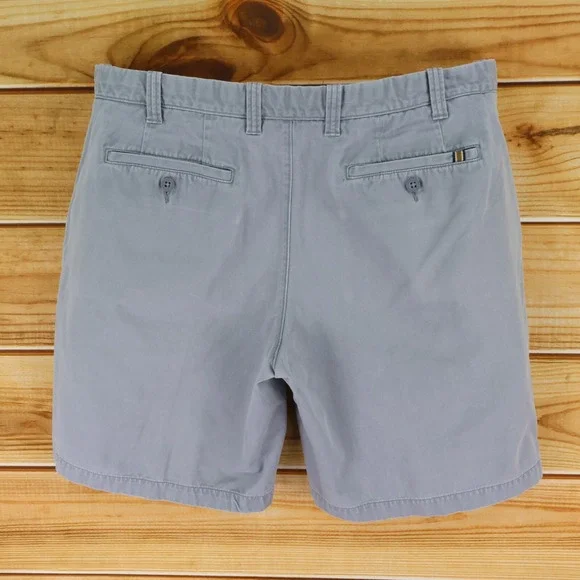 Eddie Bauer Shorts Mens 38 Gray 100% Cotton Chinos Pockets Flat Front Everyday - Picture 2 of 6